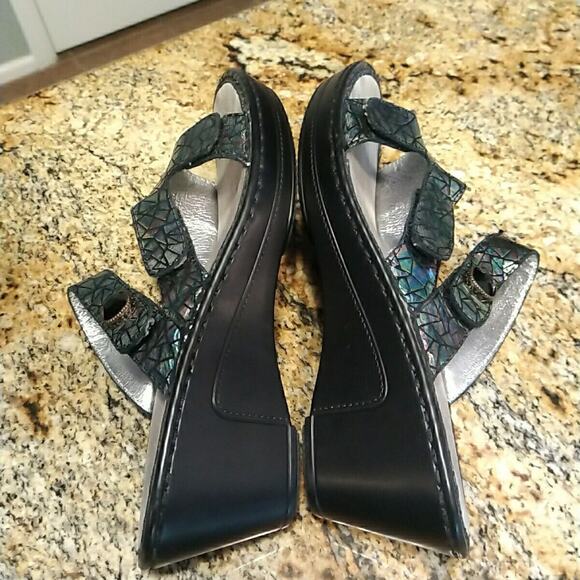 Alegria Camile Tectonic Iridescent Comfort Slip Resistant Sandal LOT-372 38 8.5 - Picture 8 of 12